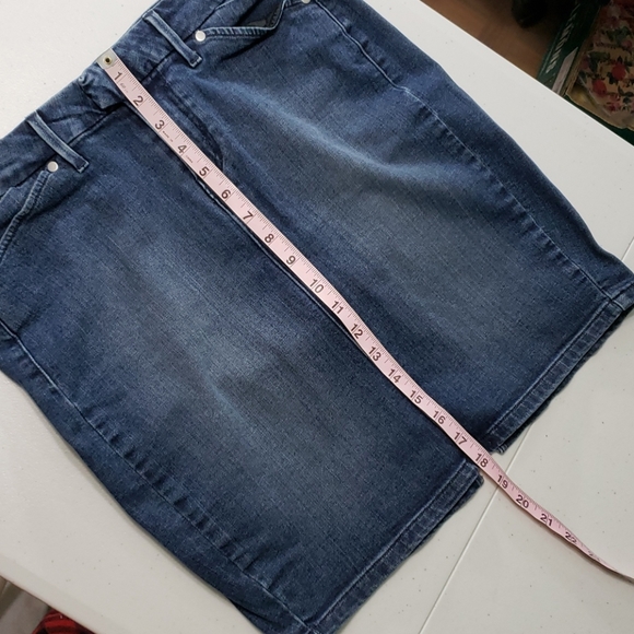 LEVI'S skirt - Picture 8 of 10
